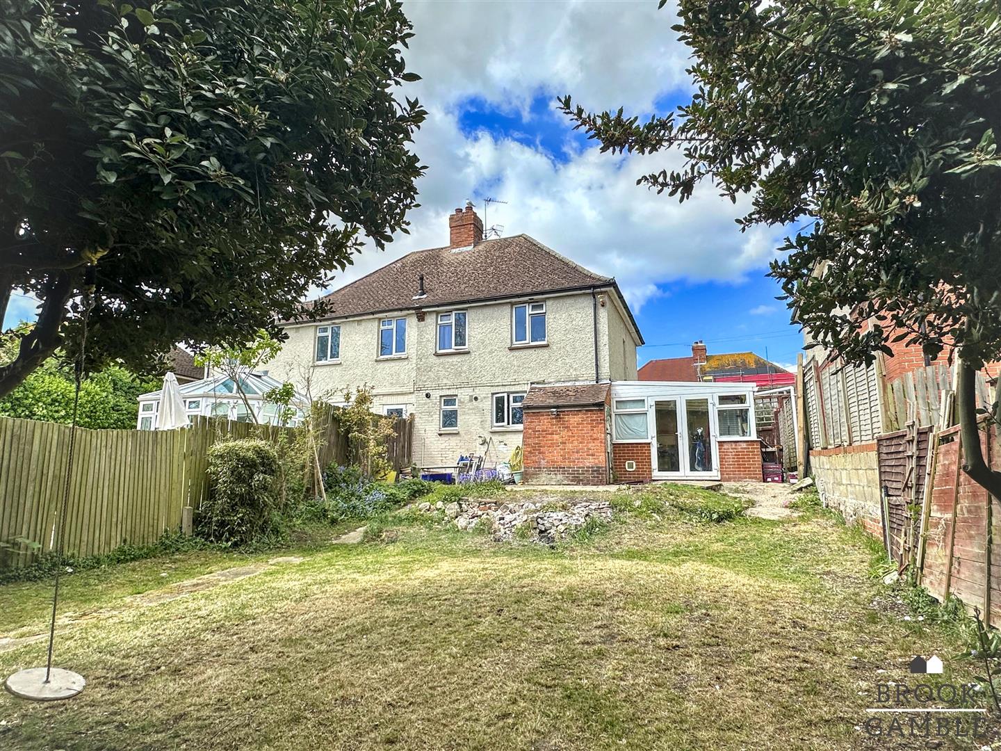 2 Bedroom House. Cavalry Crescent in Eastbourne,  14